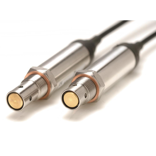 On-Line Oil Condition Sensor